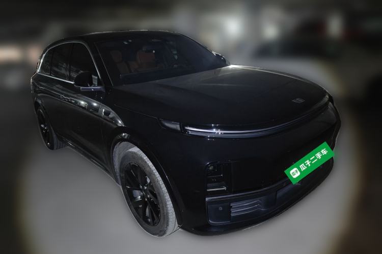 Used Li Auto L7 2023 Pro Model Front Right 45 Deg