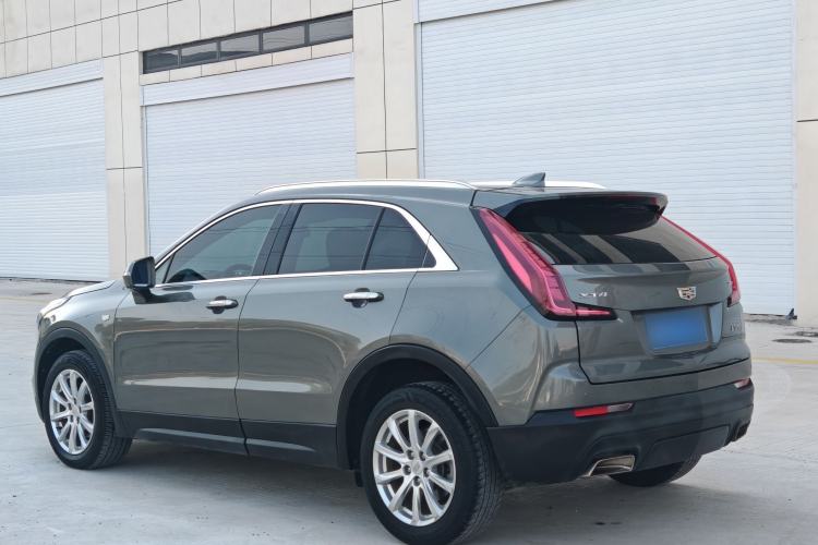 Used Cadillac XT4 2018 28T Two-Wheel Drive Tech Version