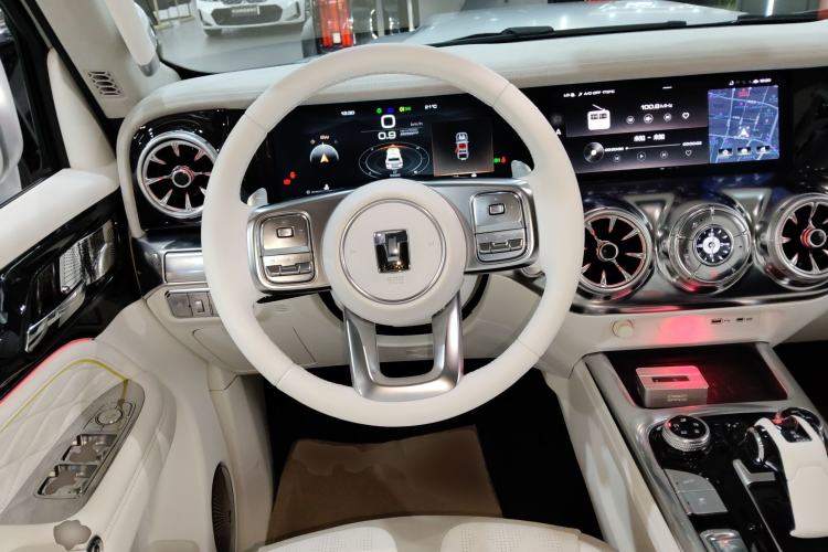 Used Cyberspace Tank 300 2021 2.0T Cyber Tank
