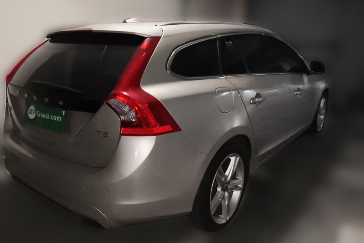 Used Volvo V60 2017 T5 Zhiya Edition China V Standard
