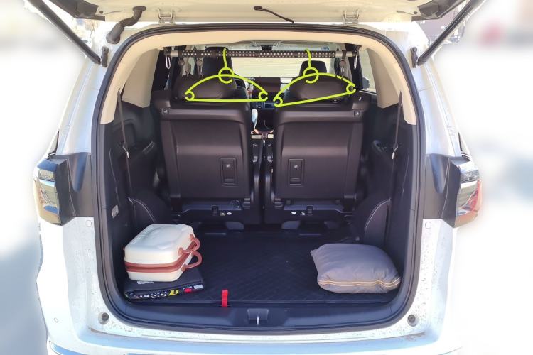 Used Honda Elysion 2022 2.0L eHEV Luxury Edition Trunk