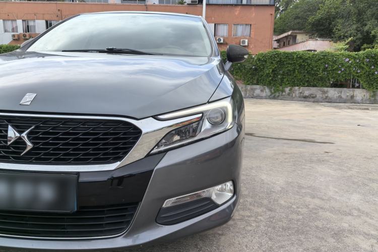 Used DS 5LS 2014 1.6T Elegant Version THP160
