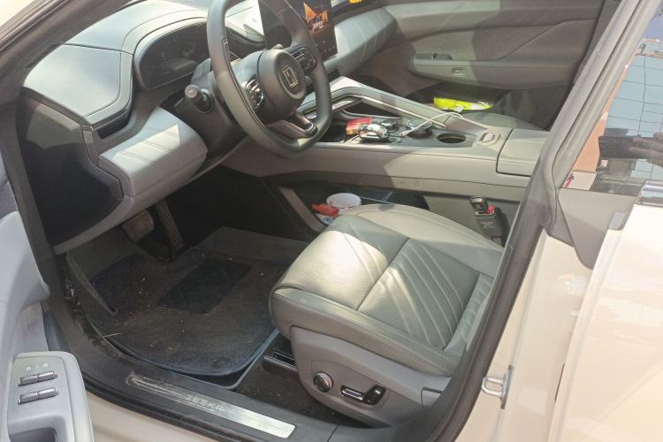 Used Zeekr 001 2025 WE Edition 95 kWh All-Wheel Drive
