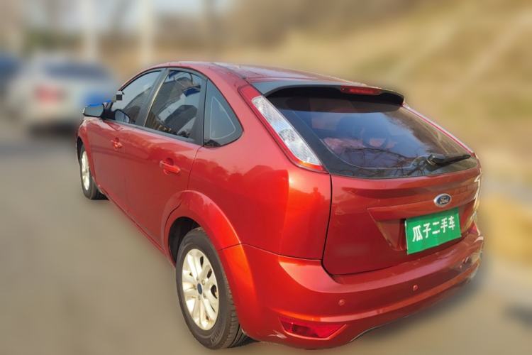 Used Ford Focus 2013 Hatchback Classic 1.8L Automatic Base Model
