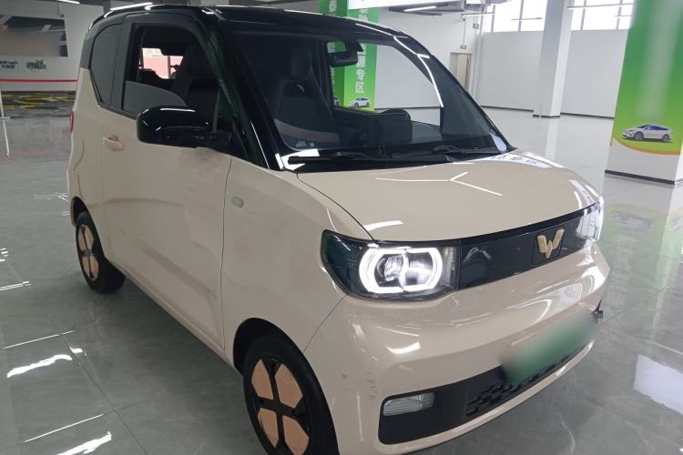 Used Wuling Hongguang MINIEV 2021 Macaron Premium Model – Lithium Iron Phosphate Front Right 45 Deg