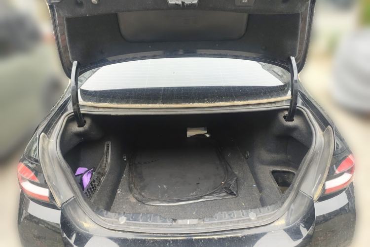 Used BMW 5 Series 2013 525Li Leading Model
