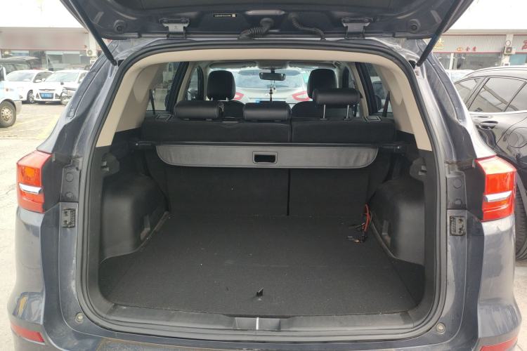 Used BYD Song 2020 Classic Edition 1.5T Automatic Elite Model Trunk