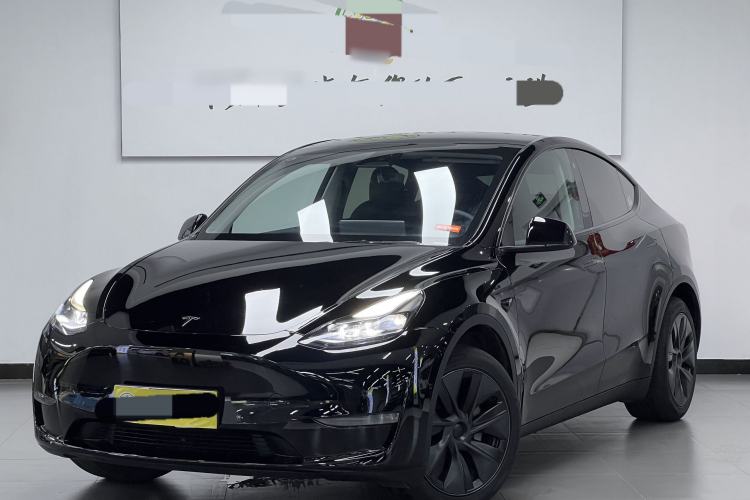 Used Tesla Model Y 2023 Long-Range All-Wheel-Drive Version