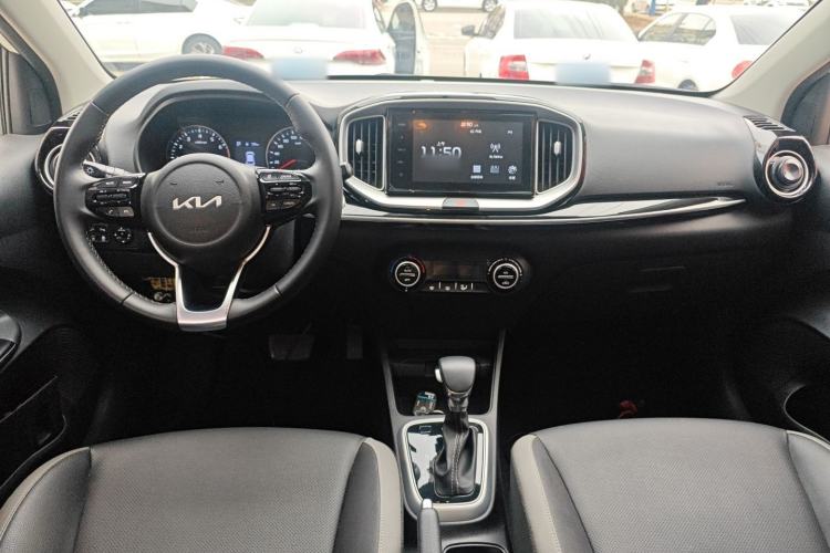 Used Kia kx1 Stonic 2021 1.4L CVT Sunroof Model