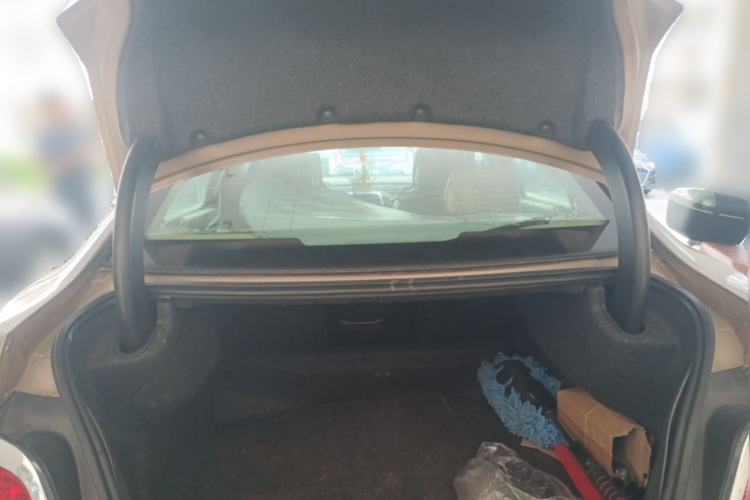 Used Buick LaCrosse 2010 2.4L Haoya Edition Trunk