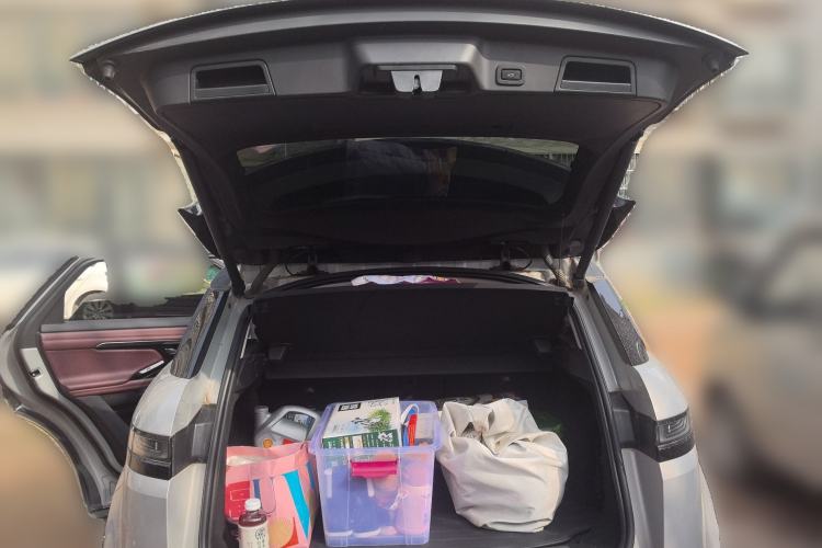 Used Land Rover Range Rover Evoque 2021 Range Rover Velar L 249PS R-Dynamic First Edition
