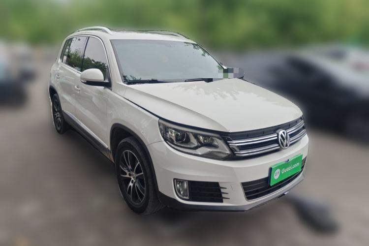 Used Volkswagen Tiguan 2015 1.8TSI Automatic All-Wheel-Drive Luxury Model
