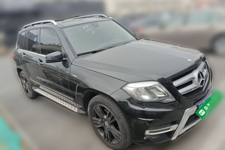 Used Mercedes-Benz GLK-Class 2015 GLK 260 4MATIC Dynamic Edition Ultimate Version Front Right 45 Deg