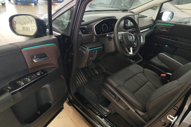 Used Honda Odyssey 2024 2.0L eHEV Sharp·Luxury Edition