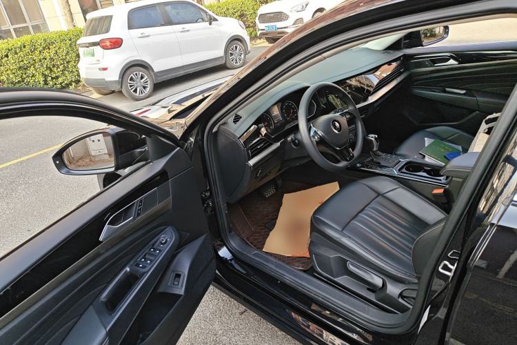 Used Volkswagen Passat 2021 280TSI Business Edition Driver Seat