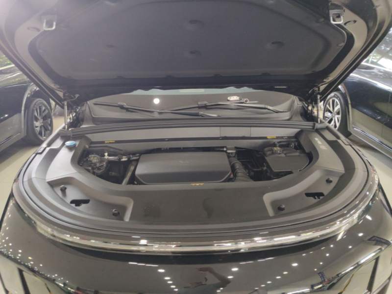Used Li Auto L8 2023 Pro Model — 19