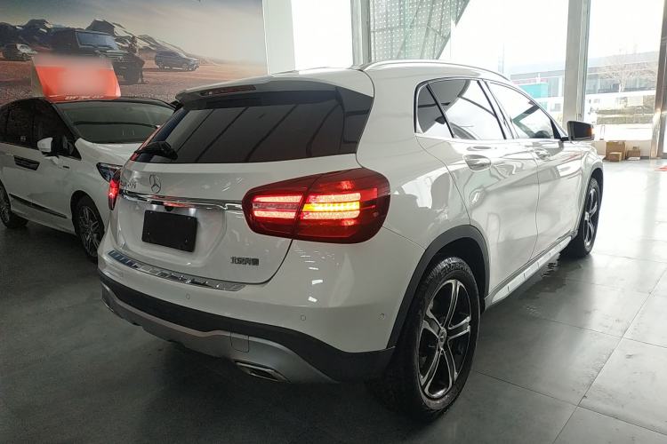 Used Mercedes-Benz GLA 2018 GLA 200 Fashion Model
