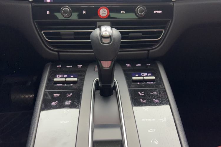 Used Porsche Macan 2022 Macan 2.0T
