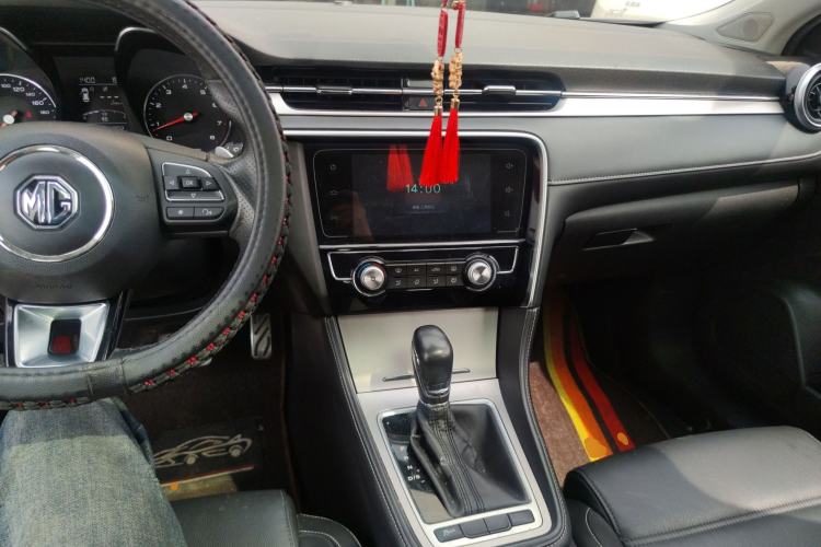 Used MG 6 2017 20T Automatic Luxury Smart Connect Version China V Standard Center Console