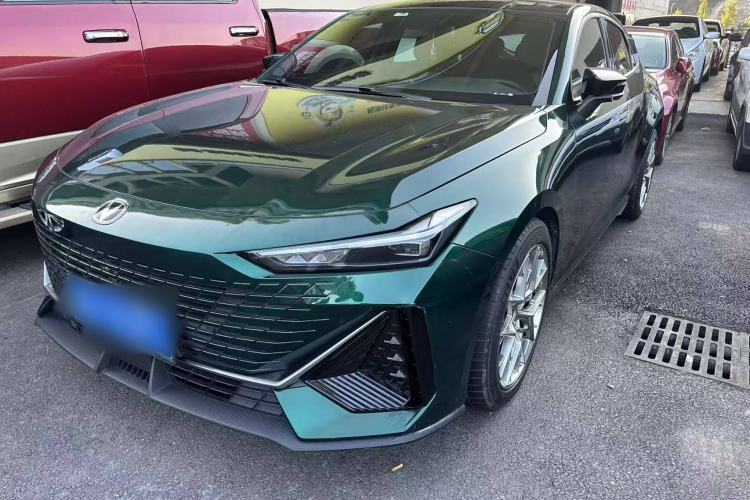 Used Changan UNI-V 2022 1.5T Prestige Version