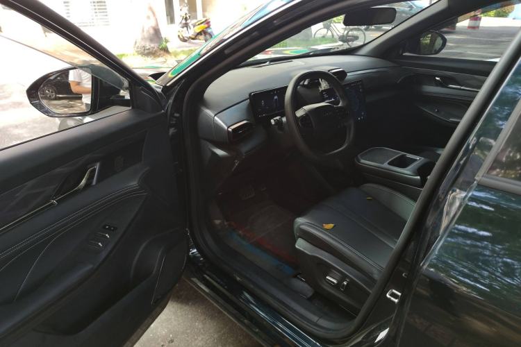 Used Dongfeng Aeolus L7 New Energy 2024 518 Air
