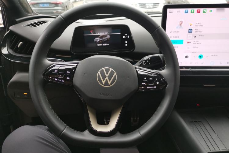 Used Volkswagen ID.UNYX 2024 Pro Long-Range Version Steering Wheel