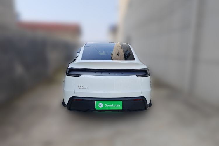 Used Tesla Model Y 2025 Rear-Wheel Drive First Edition