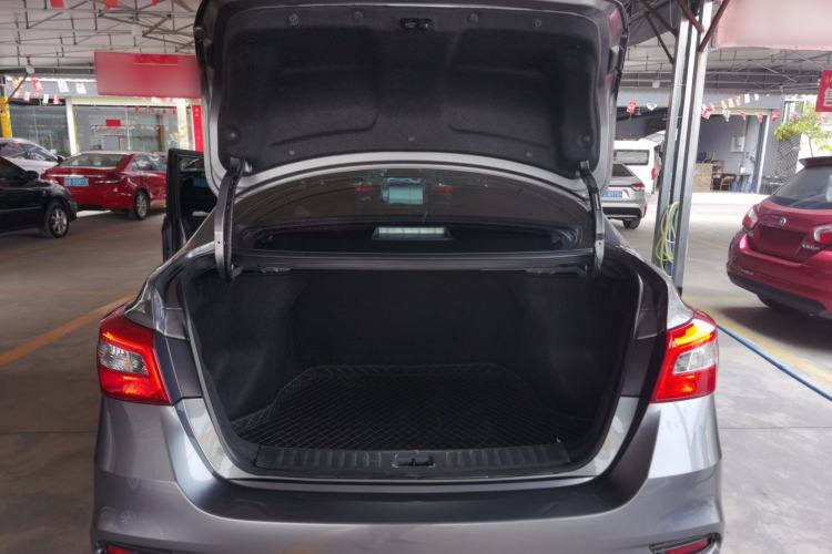 Used Nissan Sylphy 2024 Restyled Version 2 Classic 1.6XE CVT Comfort Edition Trunk