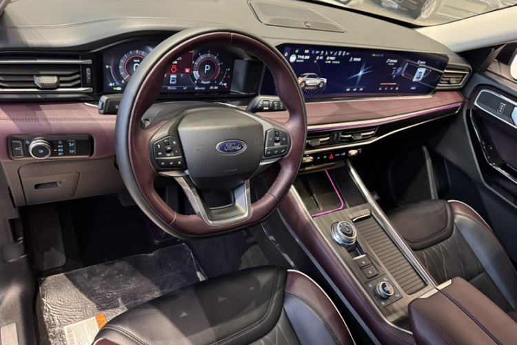 Used Ford Explorer 2023 EcoBoost 285 Four-Wheel Drive Titanium Edition 7-Seater