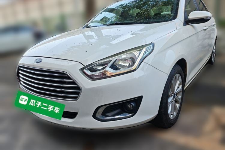 Used Ford Escort 2015 1.5L Automatic Fashion Model