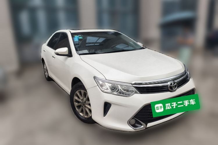 Used Toyota Camry 2016 2.0G 10th Anniversary Leading Edition Front Right 45 Deg