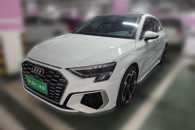 Used Audi A3 2024 Sportback 35 TFSI Luxury Sports Model Guazi used car, China used car export, Used car for sale, Used cars, Cheapest cars for sale