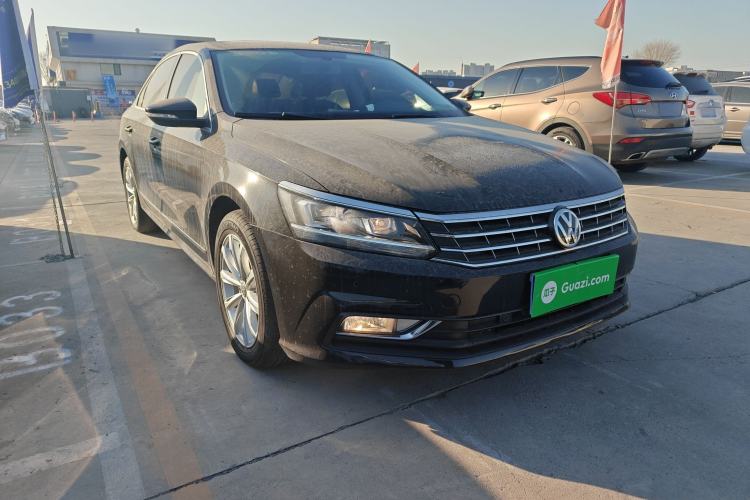 Used Volkswagen Passat 2017 330TSI DSG Luxury Edition
