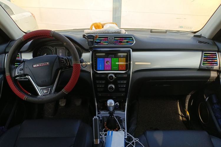 Used Haval H2 2014 1.5T Manual Two-Wheel Drive Prestige Edition