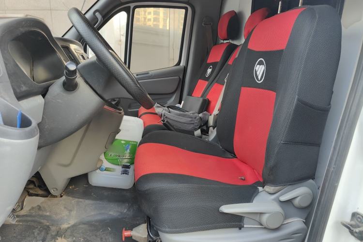 Used Foton Toano 2017 2.8T Facelifted E Van Long Wheelbase 4J28TC3
