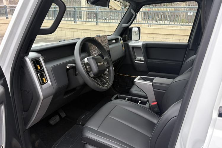 Used iCAR V23 2025 401 Two-Wheel Drive Intelligent Driving Version