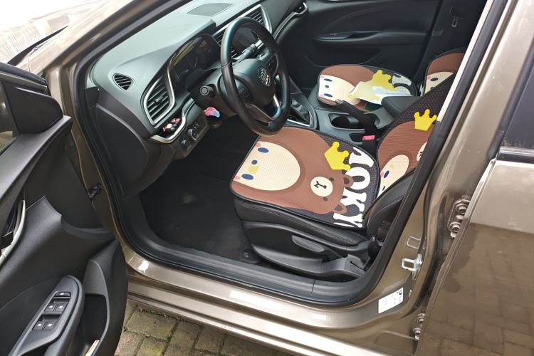 Used Buick GT 2019 18T Automatic Connected Elite Model China VI Standard Driver Seat