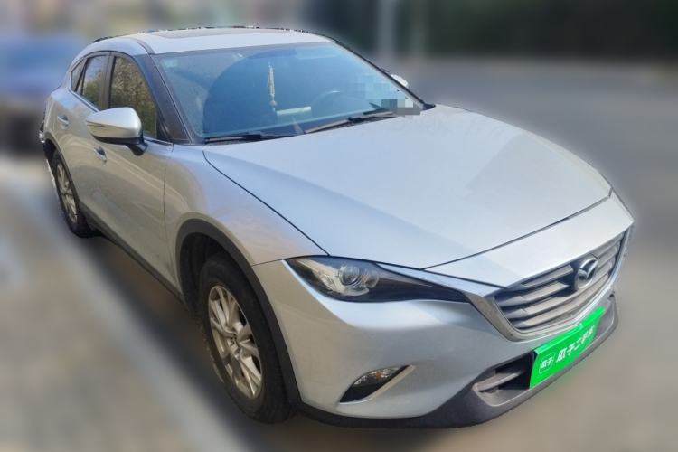 Used Mazda CX-4 2018 2.0L Automatic Two-Wheel Drive Blue Sky Dynamic Version China V Standard Front Right 45 Deg