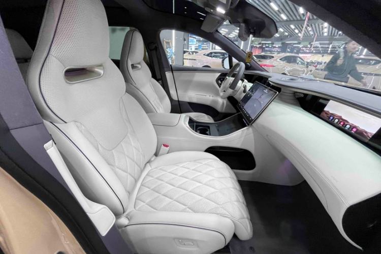 Used Avatr 11 2024 630 Rear-Wheel Drive Edition with Three Lasers
