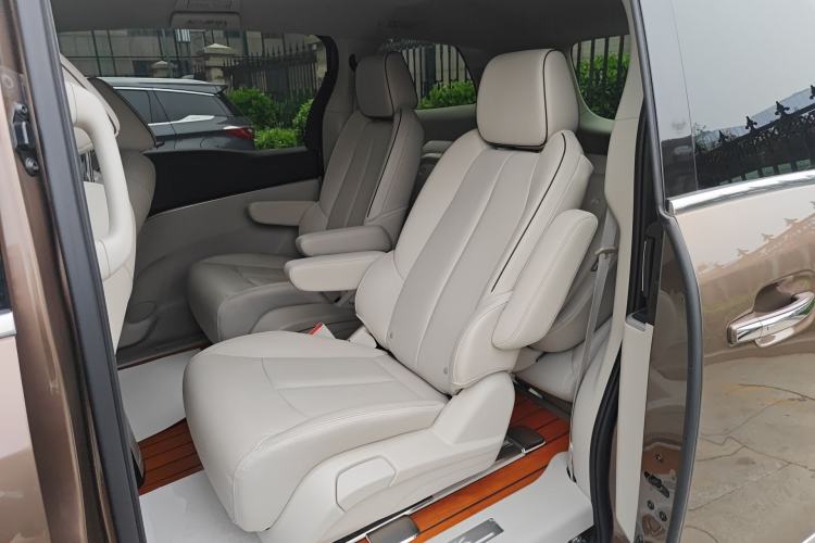 Used Buick GL8 2020 Land Business Class 652T Premium Model Left Rear Seat