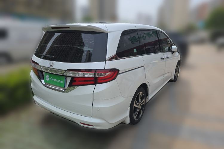 Used Honda Odyssey 2015 Revised 2.4L Luxury Edition Rear Right 45 Deg