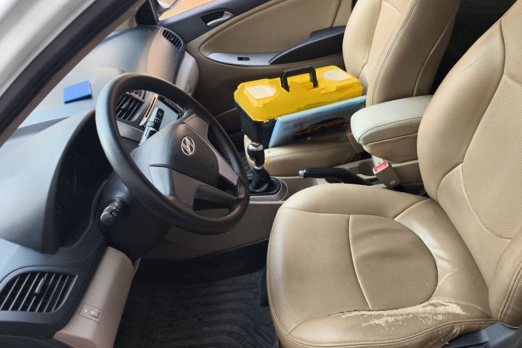 Used Hyundai Verna (older generation) 2014 1.4L Manual Smart GLS Trim
