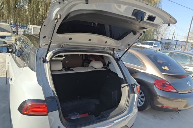 Used Wuling Bingo PLUS 2024 330 km Range Five-Seater Version