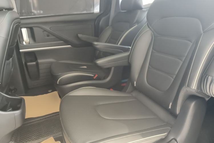 Used Hyundai Custo 2021 270TGDi Prestige LUX Left Rear Seat