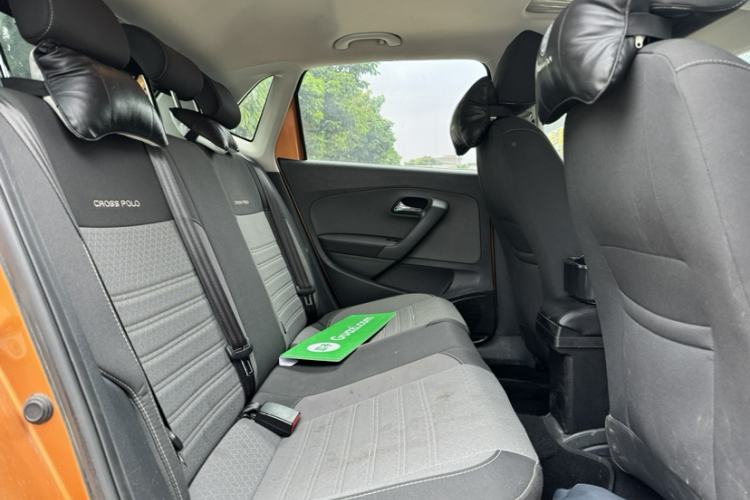 Used Volkswagen Polo 2014 1.6L Cross Polo Automatic