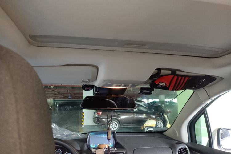 Used Buick Encore 2015 1.4T Automatic Two-Wheel Drive Urban Elite Version
