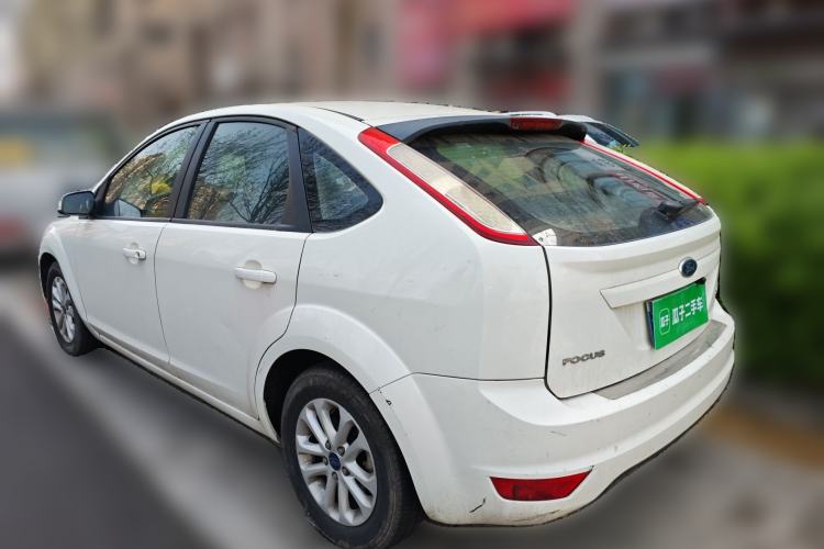 Used Ford Focus 2013 Hatchback Classic 1.8L Automatic Base Model Rear Left 45 Deg