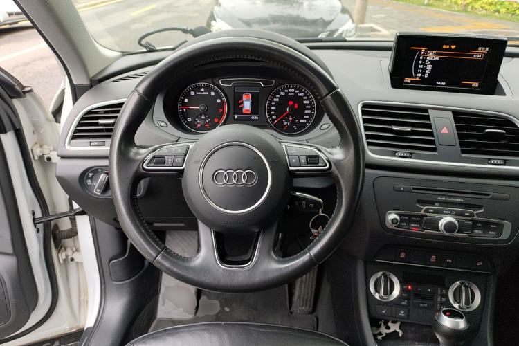 Used Audi Q3 2015 35 TFSI quattro Technology Edition
