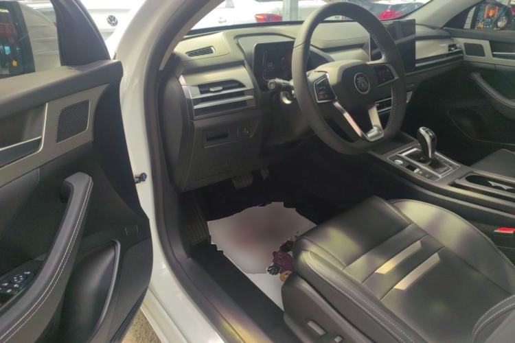 Used BYD Qin Pro 2020 Beyond Edition 1.5TI Automatic Flagship Version Driver Seat