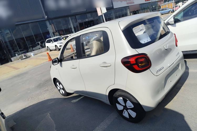 Used Wuling Hongguang MINIEV 2025 Four-Door Version Advanced Edition